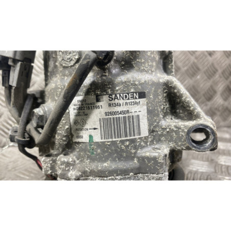 Compresseur clim RENAULT CLIO 4