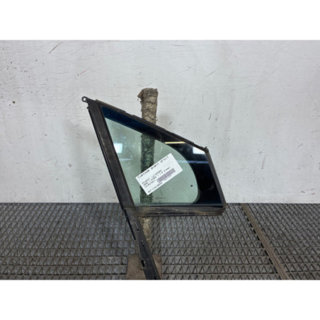 Custode avant droit (porte) PEUGEOT 3008 1