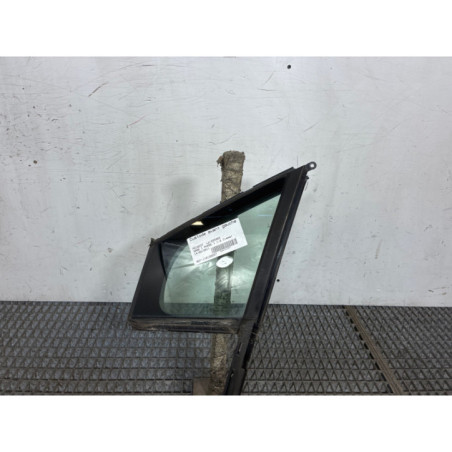 Custode avant gauche (porte) PEUGEOT 3008 1