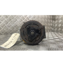 Compresseur clim RENAULT CLIO 4