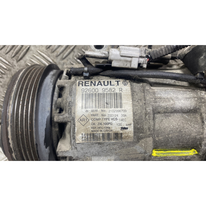 Compresseur clim RENAULT CLIO 4 Photo n°2