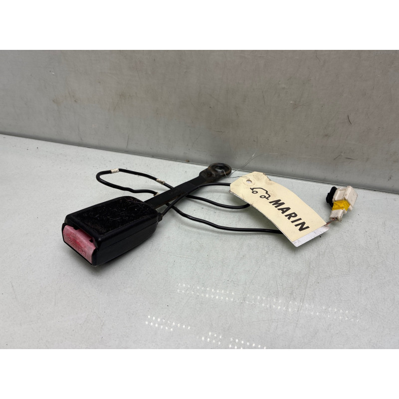 Attache ceinture avant droit PEUGEOT 307 Photo n°1