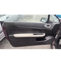 Attache ceinture avant gauche PEUGEOT 307