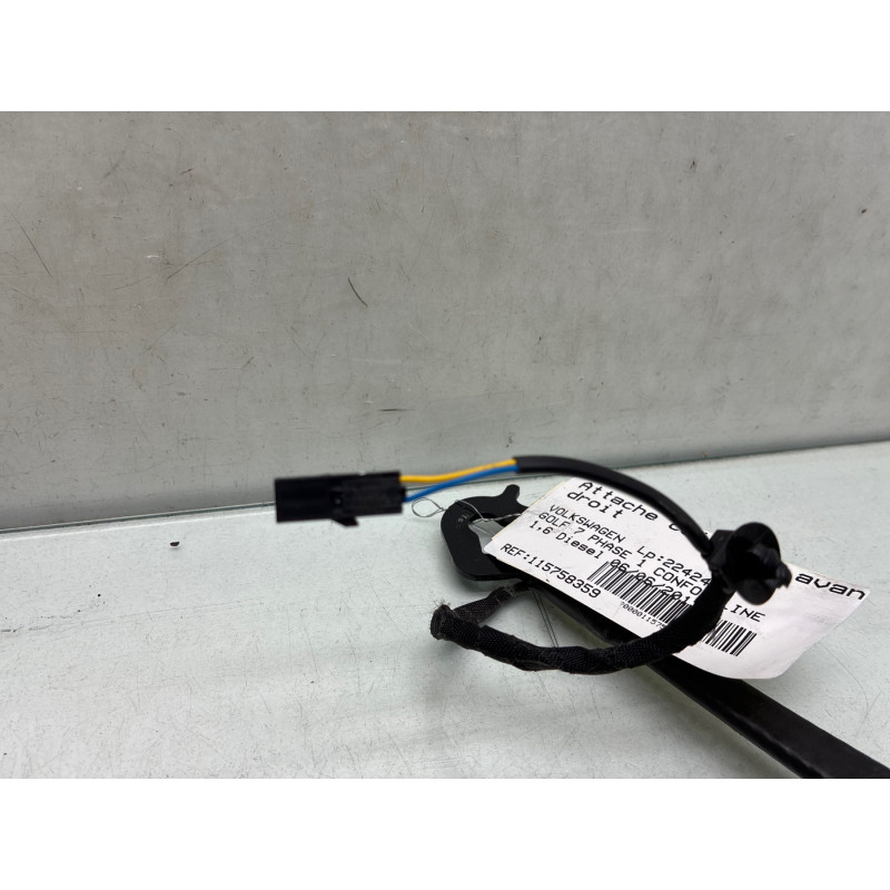 Attache ceinture avant droit VOLKSWAGEN GOLF 7 Photo n°2