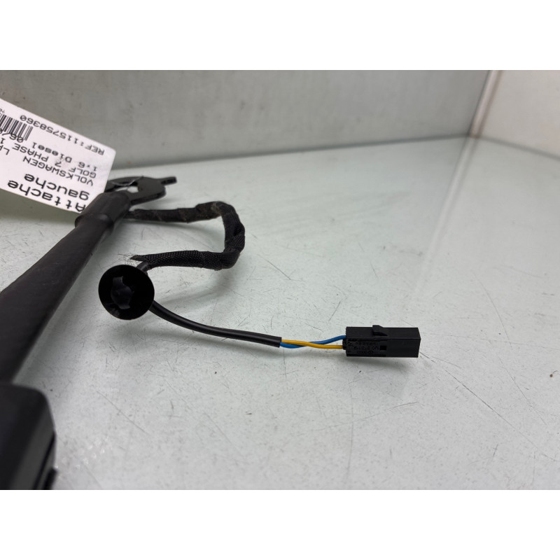 Attache ceinture avant gauche VOLKSWAGEN GOLF 7 Photo n°1