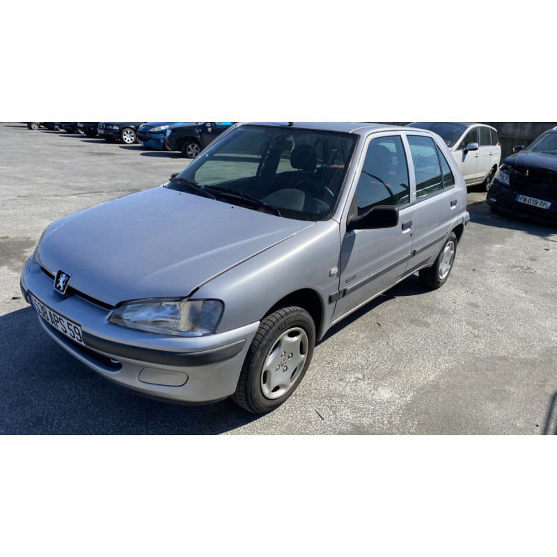 Poignee interieur avant droit PEUGEOT 106 Photo n°5