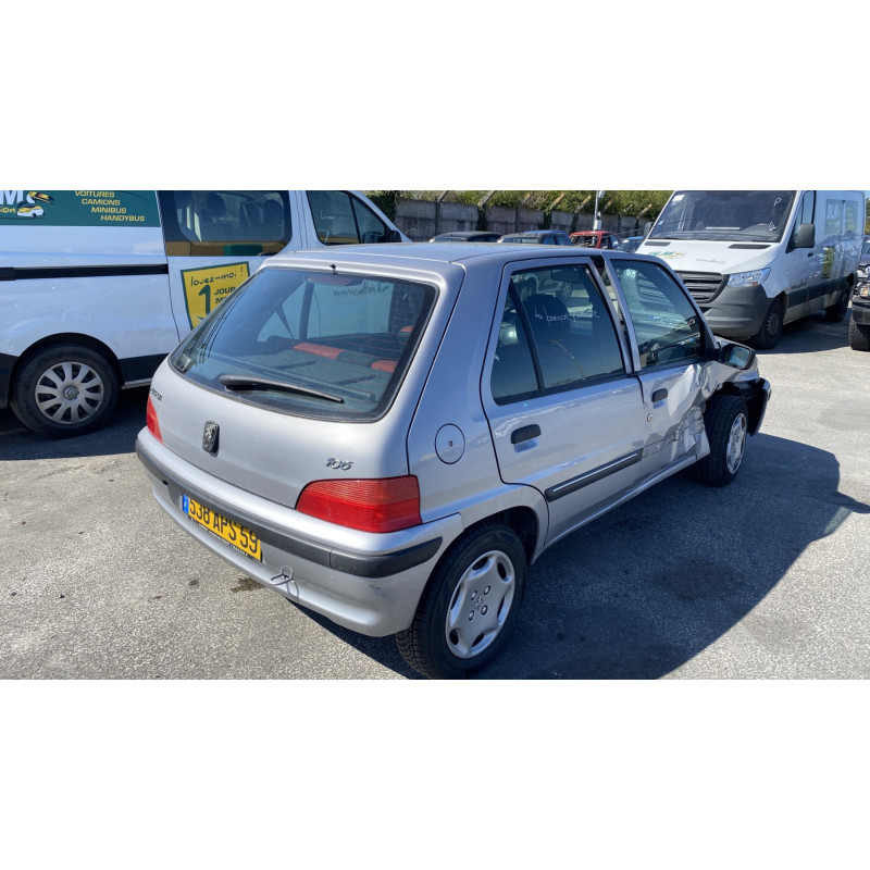 Poignee interieur avant droit PEUGEOT 106 Photo n°7