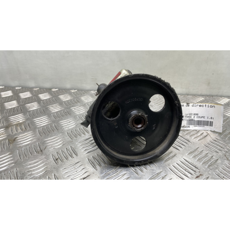 Pompe de direction RENAULT MEGANE 1 Photo n°3
