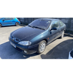 Pompe de direction RENAULT MEGANE 1