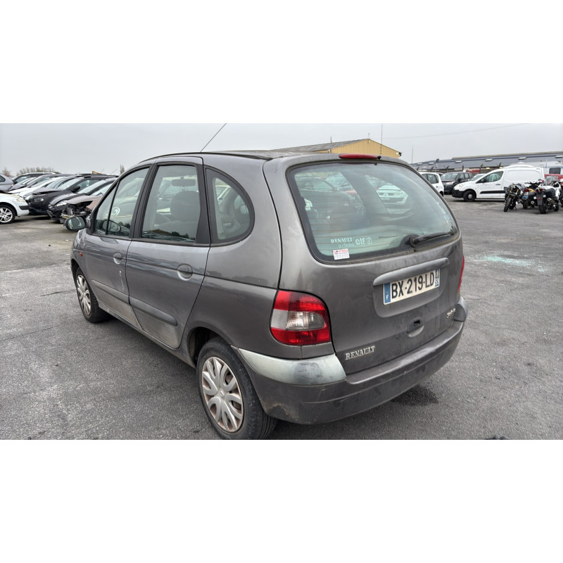 Pompe de direction RENAULT SCENIC 1 Photo n°7
