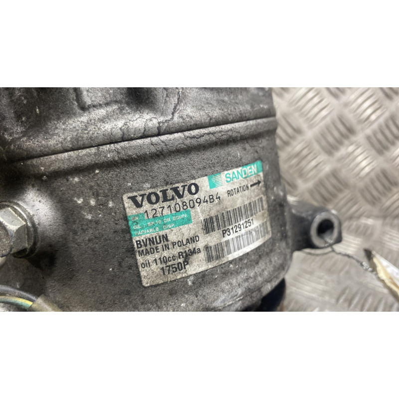 Compresseur clim VOLVO V 40 2 Photo n°3