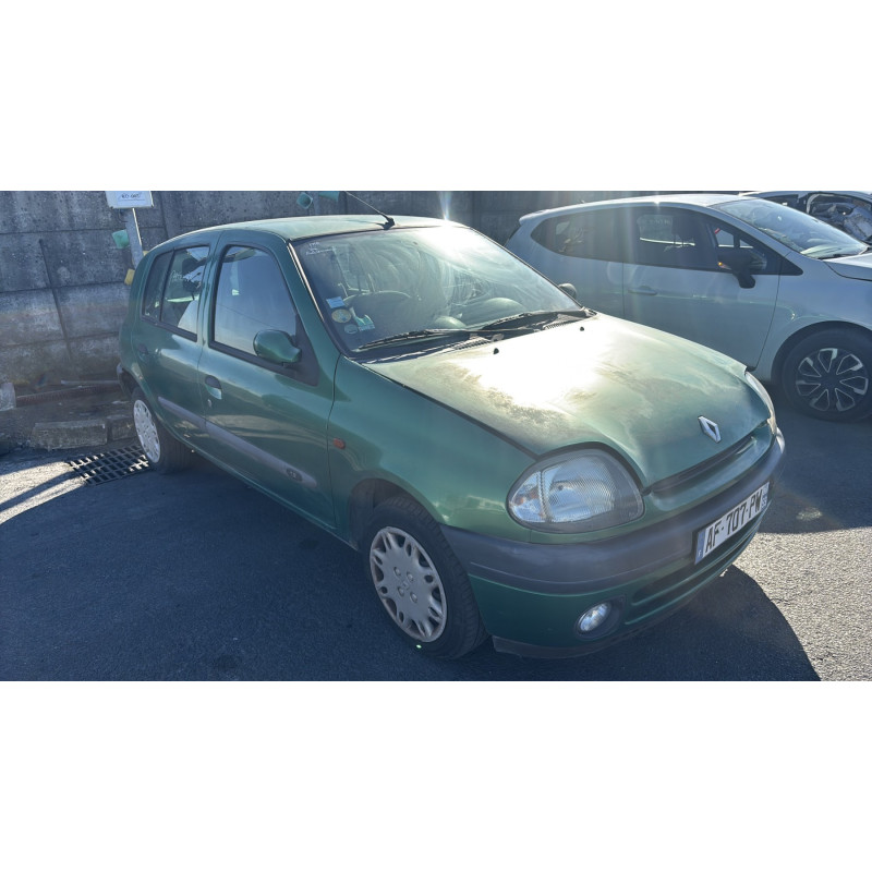 Pompe de direction RENAULT CLIO 2 Photo n°6