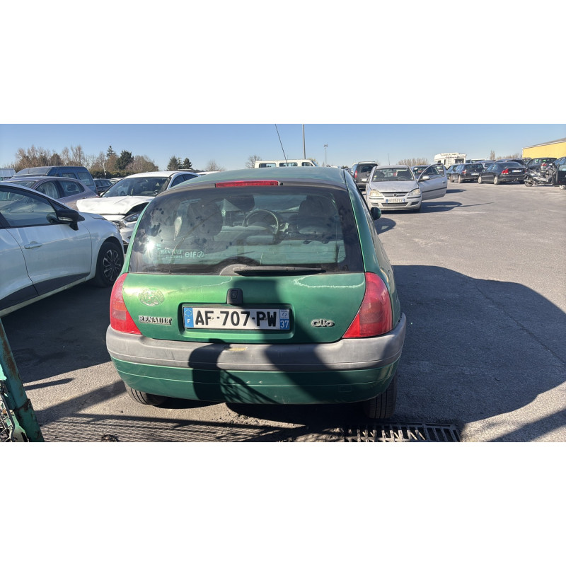 Pompe de direction RENAULT CLIO 2 Photo n°9