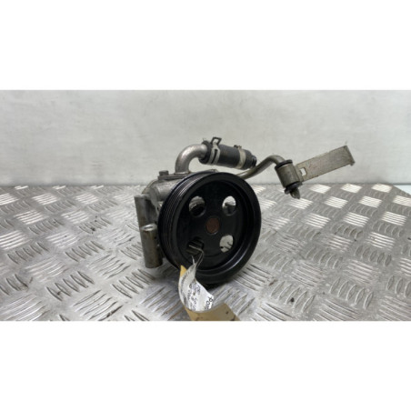 Pompe de direction FORD FIESTA 5 Photo n°1
