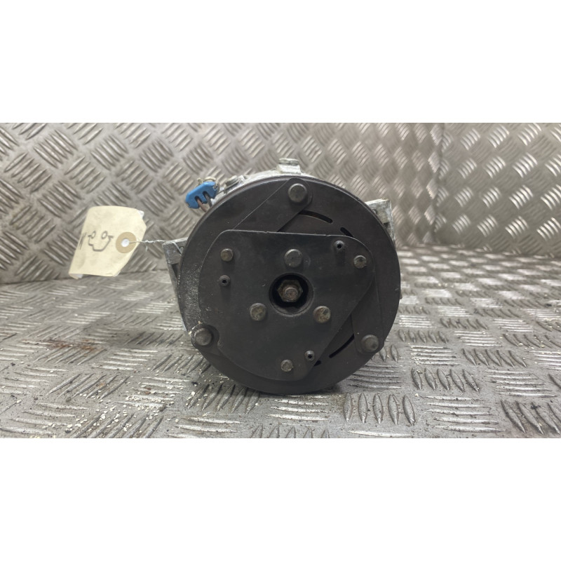 Compresseur clim FIAT CROMA 2 Photo n°4