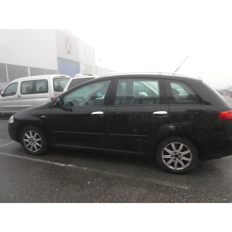 Compresseur clim FIAT CROMA 2 Photo n°12