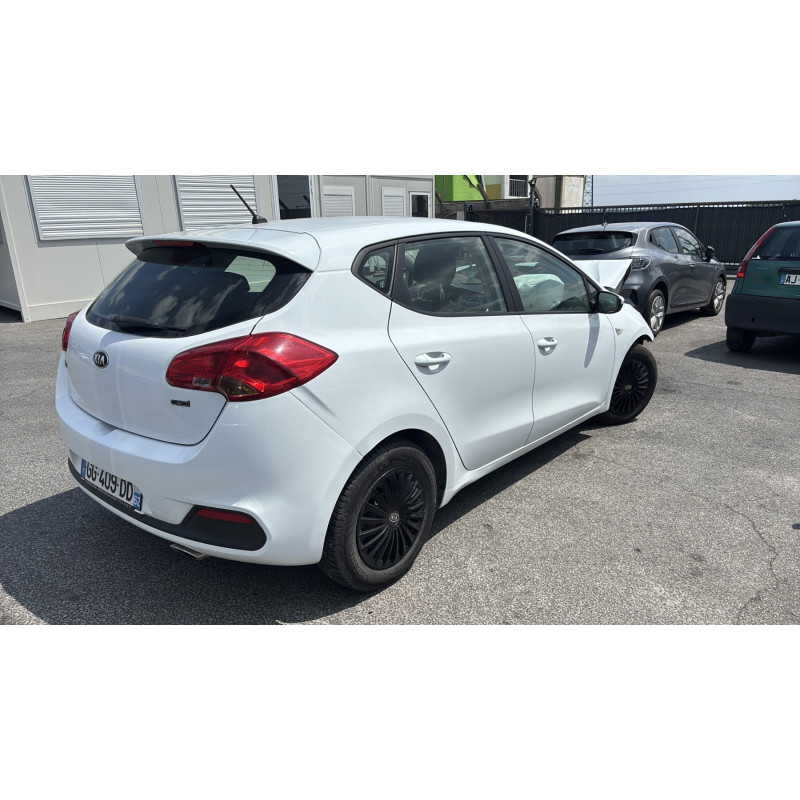 Compresseur clim KIA CEE-D 2 Photo n°6