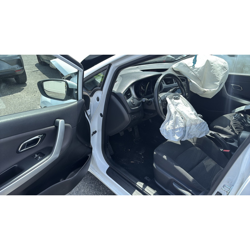 Compresseur clim KIA CEE-D 2 Photo n°13