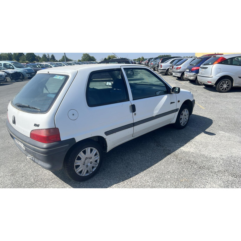 Moteur PEUGEOT 106 Photo n°10