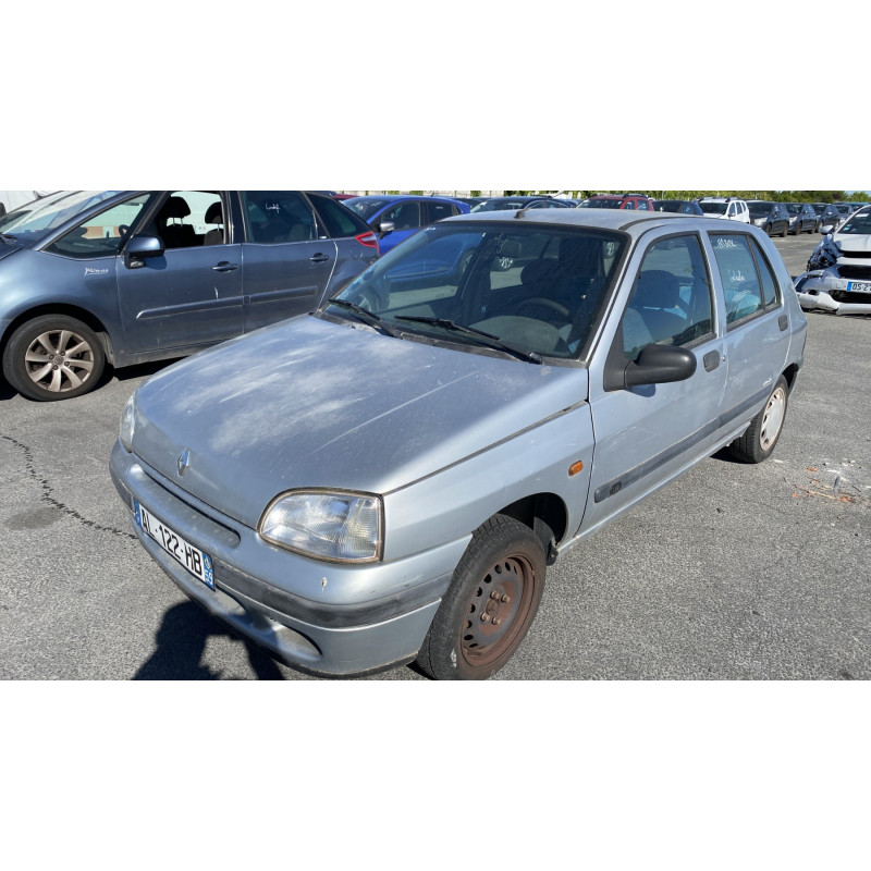 Alternateur RENAULT CLIO 1 Photo n°5