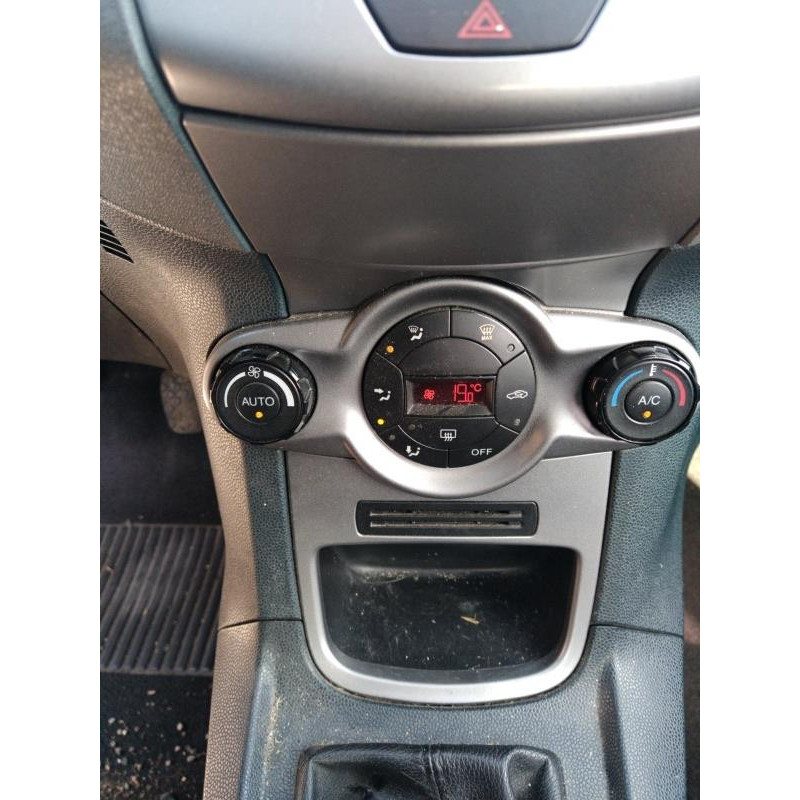 Compresseur clim FORD FIESTA 6 Photo n°6