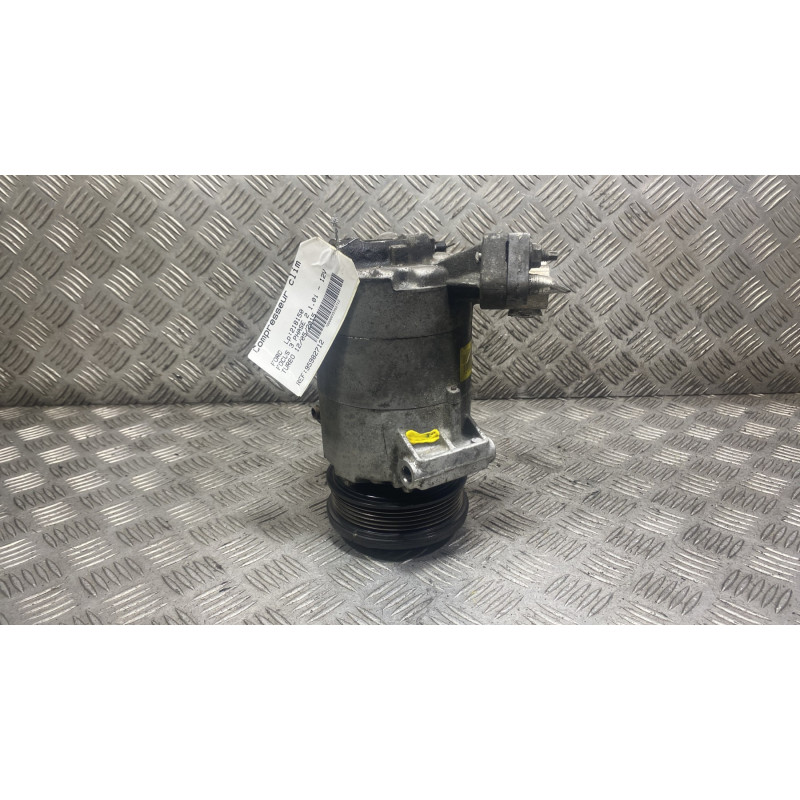Compresseur clim FORD FOCUS 3 Photo n°1