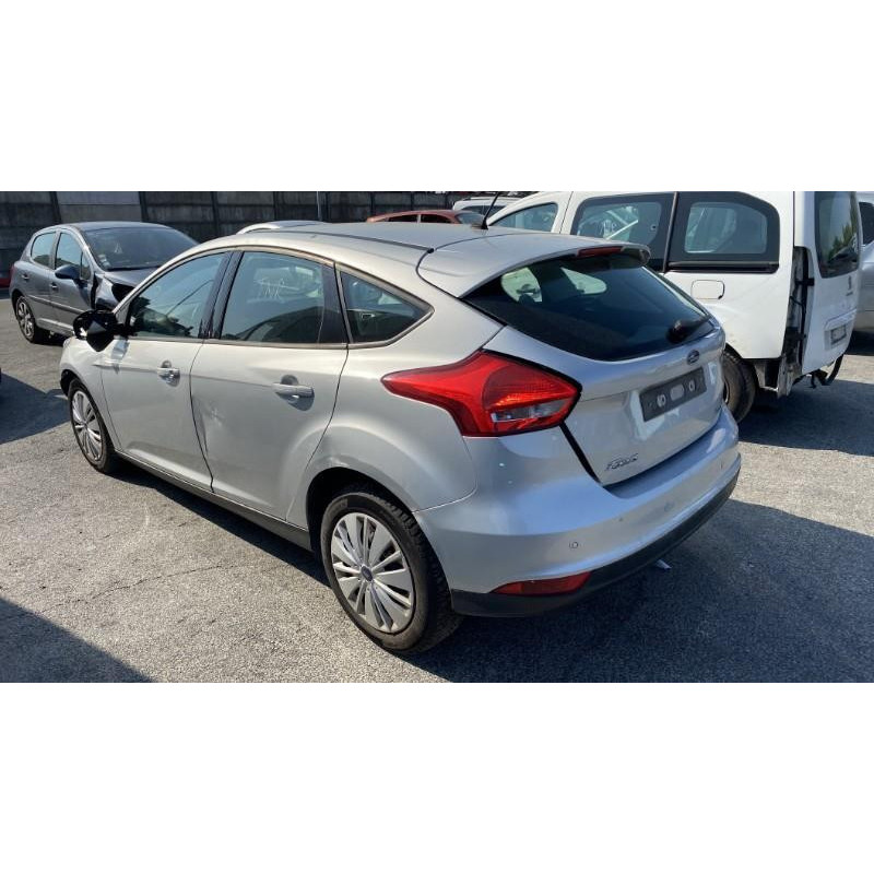 Compresseur clim FORD FOCUS 3 Photo n°7