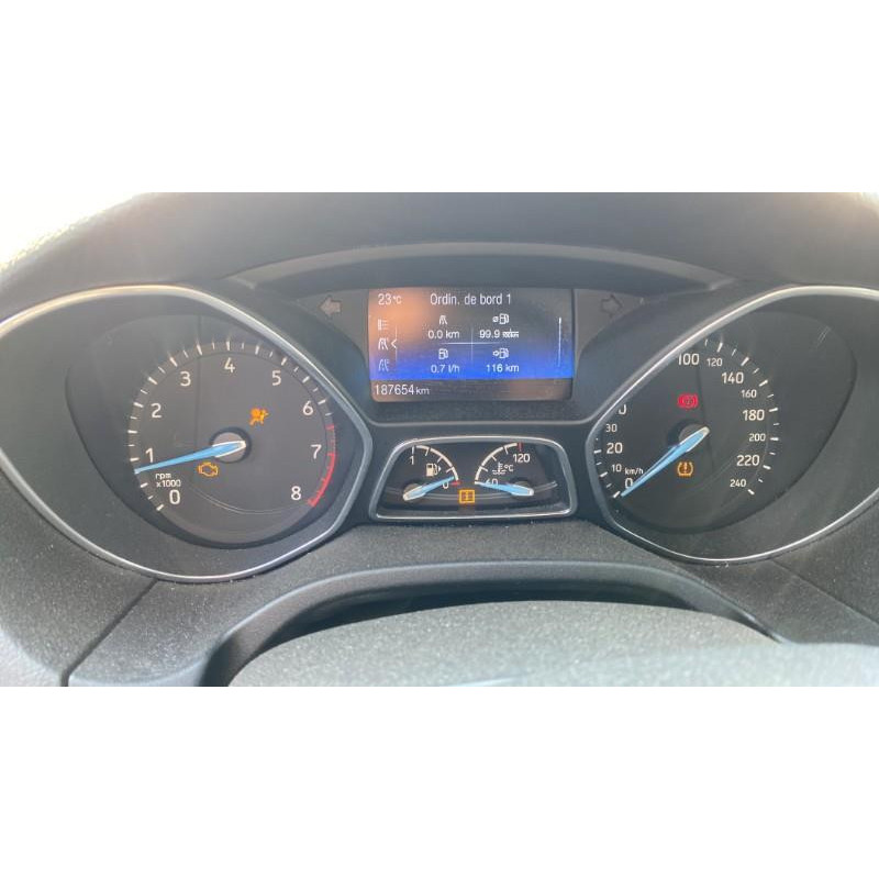 Compresseur clim FORD FOCUS 3 Photo n°17