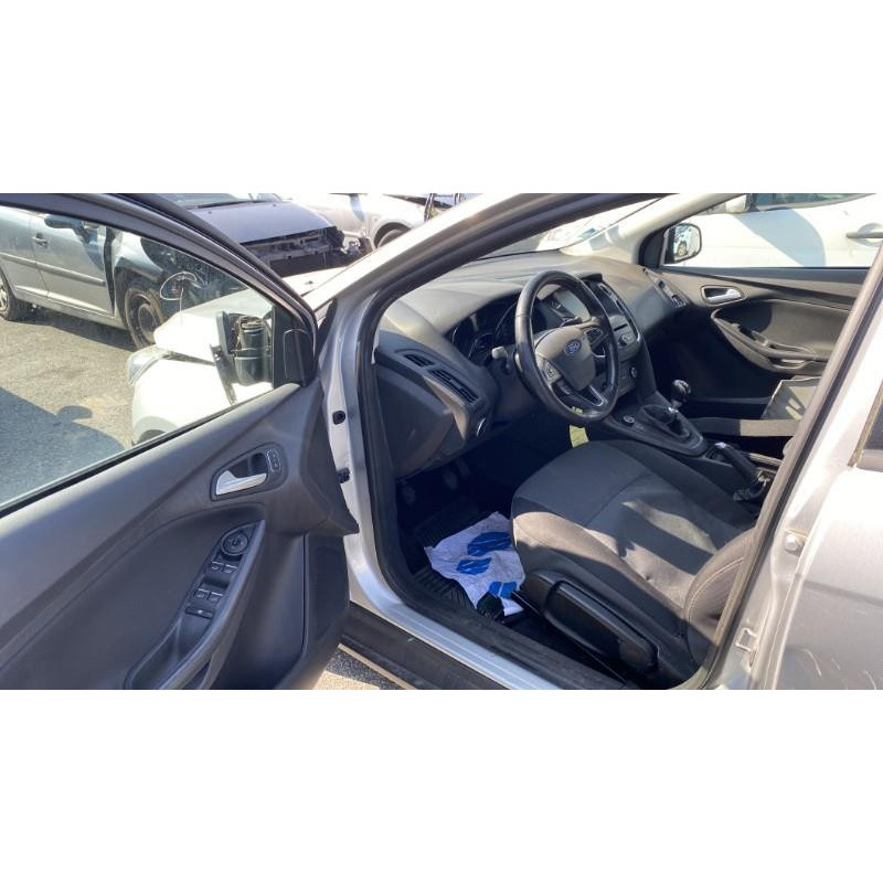 Compresseur clim FORD FOCUS 3 Photo n°20