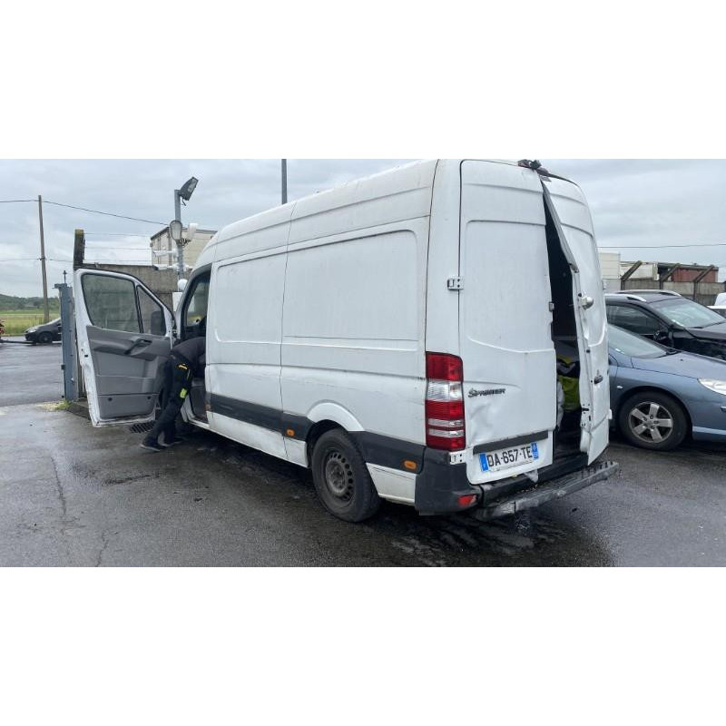 Compresseur clim MERCEDES SPRINTER 2 Photo n°7