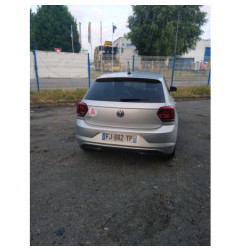 Compresseur clim VOLKSWAGEN POLO 6