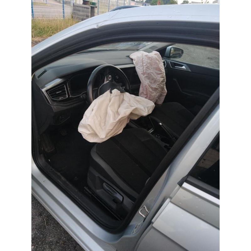 Compresseur clim VOLKSWAGEN POLO 6 Photo n°17