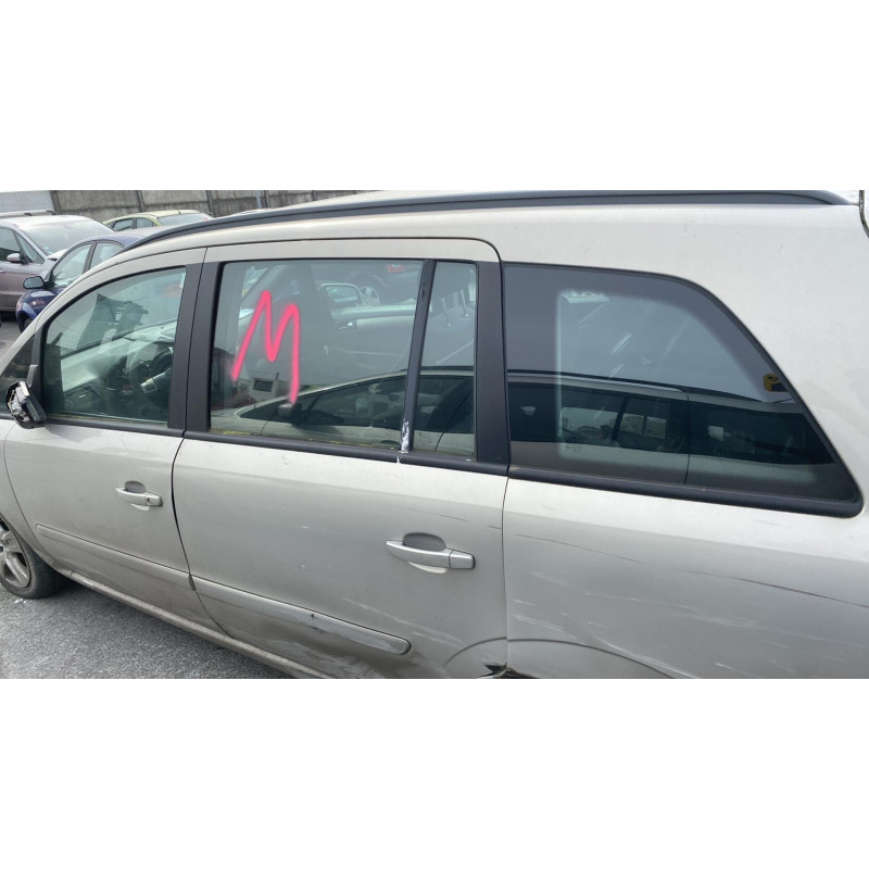 Compresseur clim OPEL ZAFIRA B Photo n°4