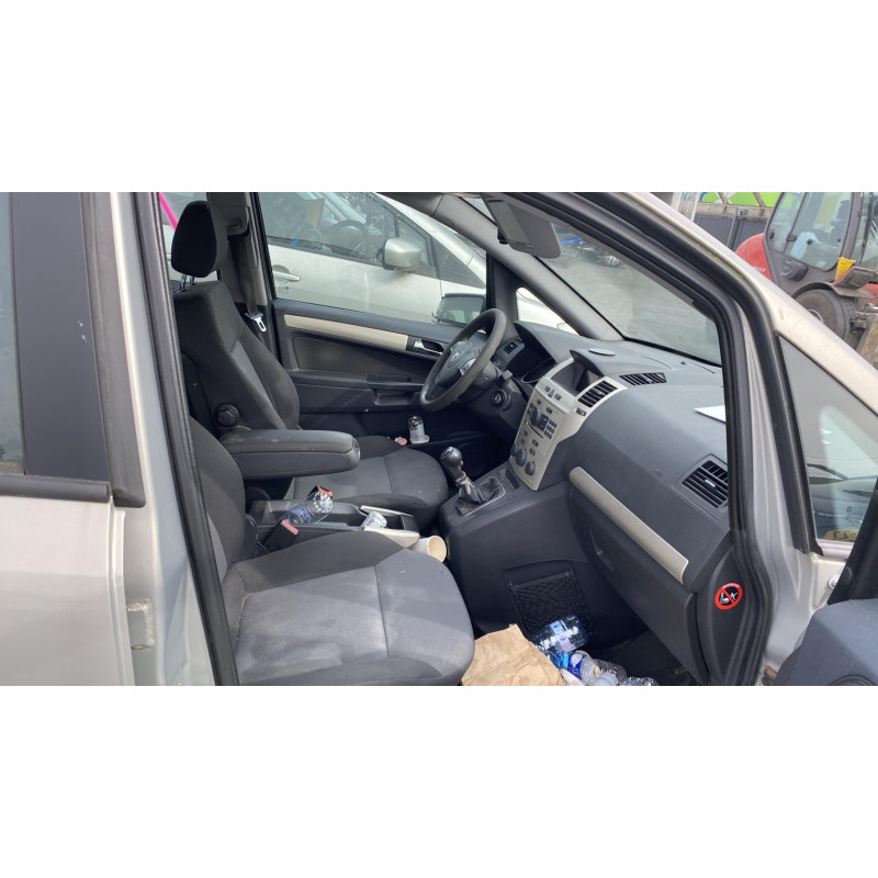 Compresseur clim OPEL ZAFIRA B Photo n°10