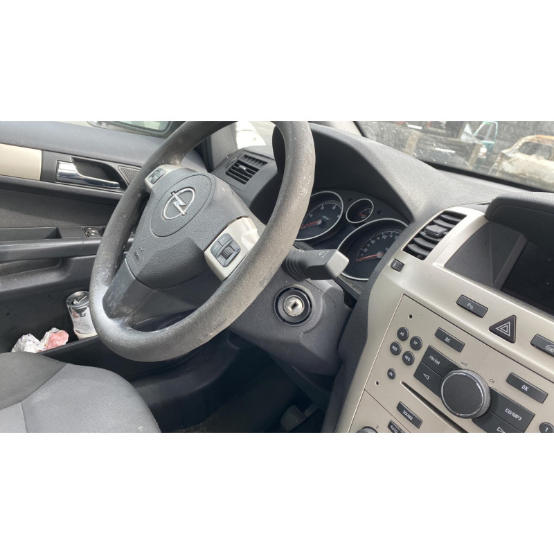 Compresseur clim OPEL ZAFIRA B Photo n°17