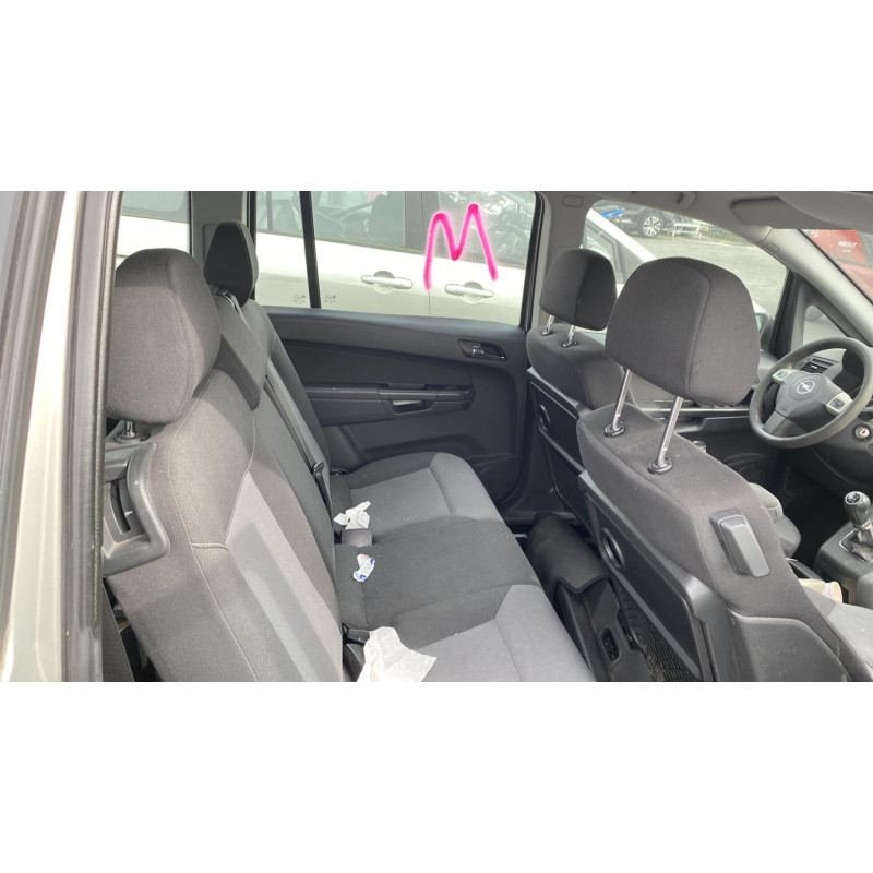 Compresseur clim OPEL ZAFIRA B Photo n°18