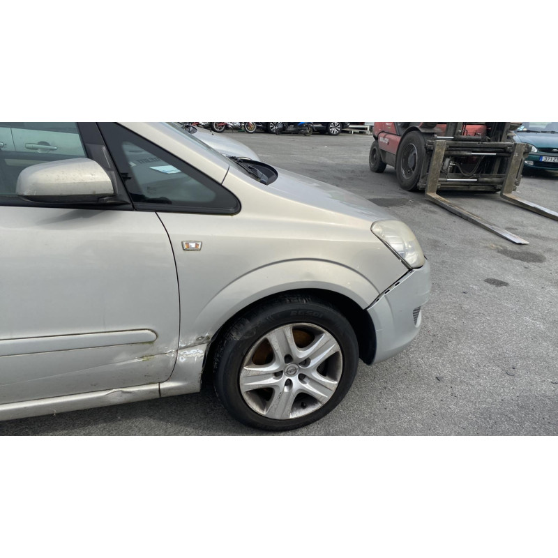 Compresseur clim OPEL ZAFIRA B Photo n°20