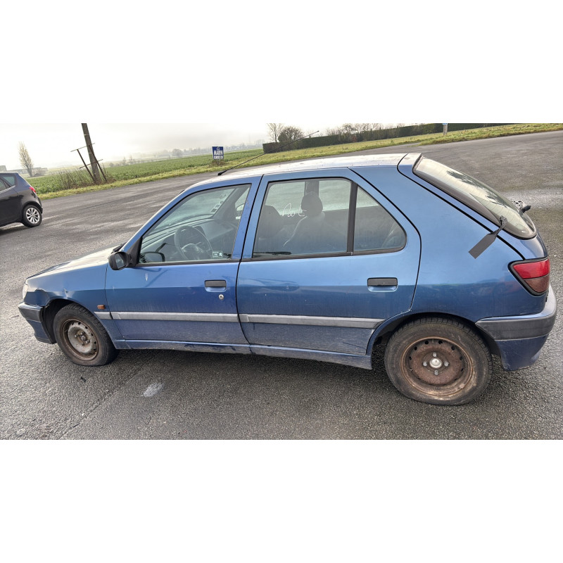 Pompe de direction PEUGEOT 306 Photo n°8