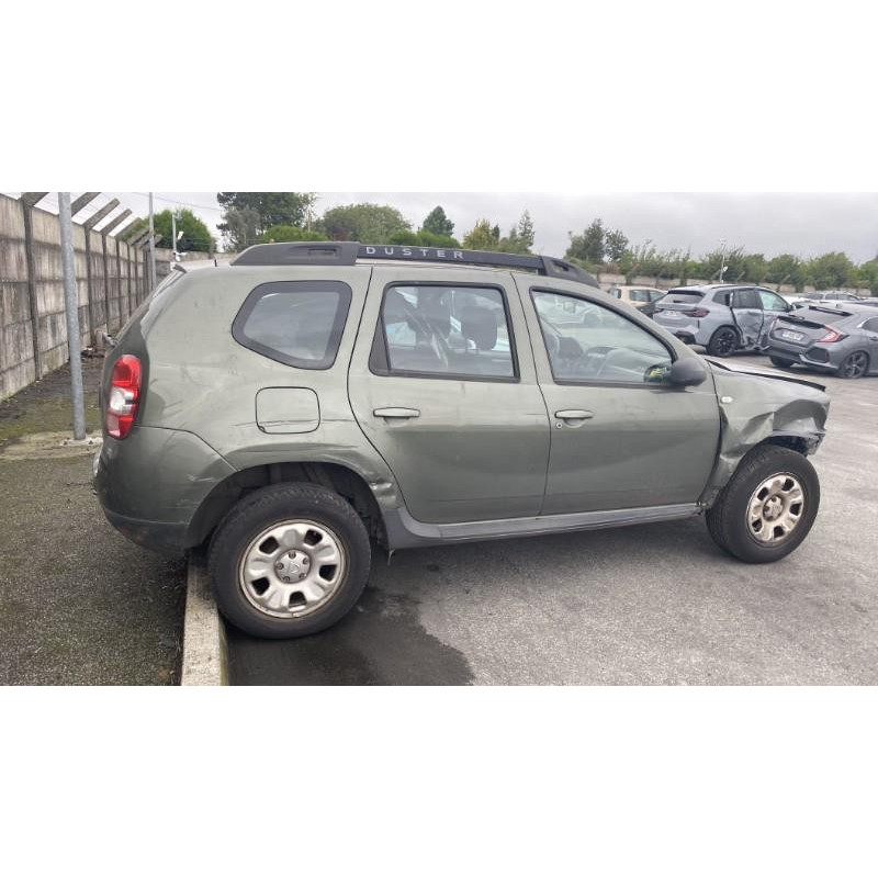 Compresseur clim DACIA DUSTER 1 Photo n°4
