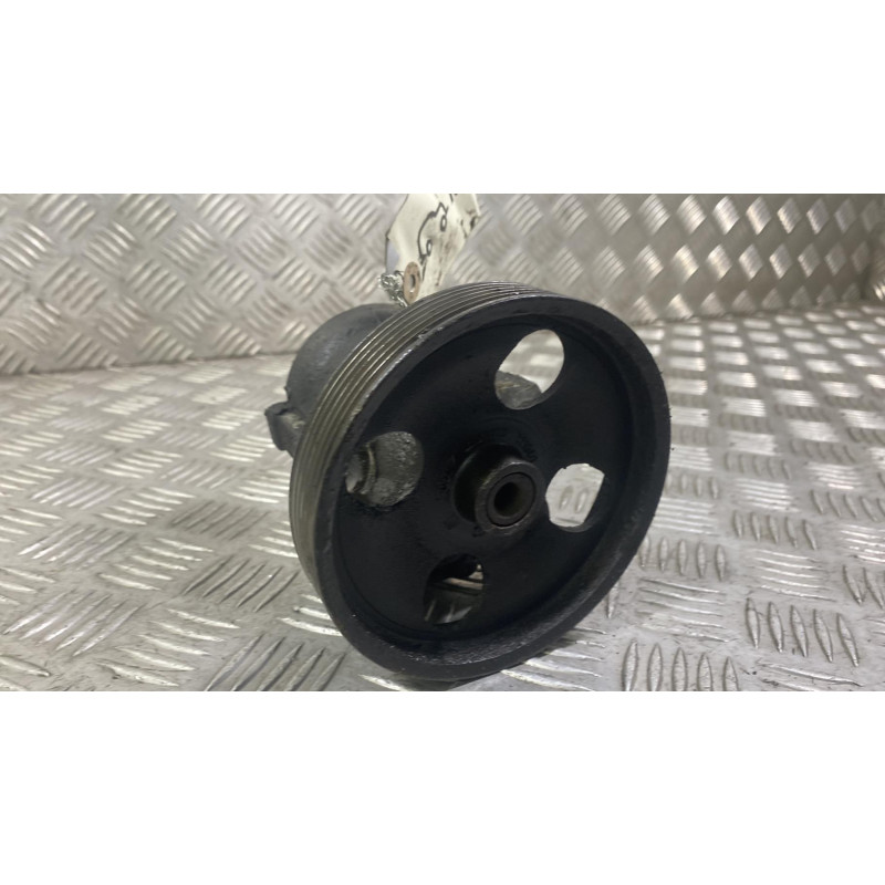 Pompe de direction OPEL VIVARO 1 Photo n°3