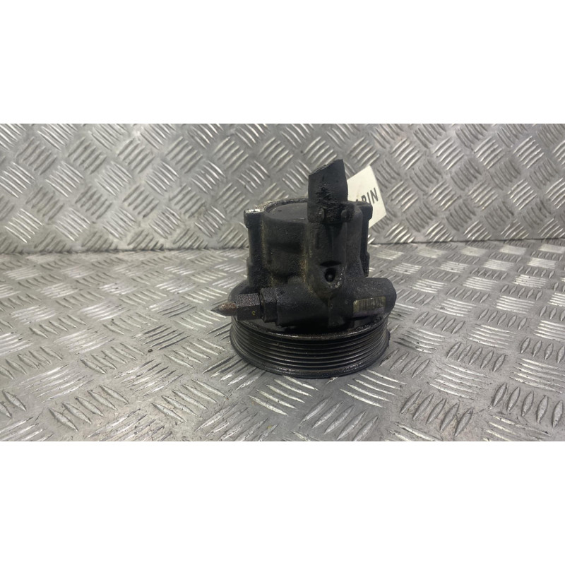 Pompe de direction RENAULT TRAFIC 2 Photo n°3