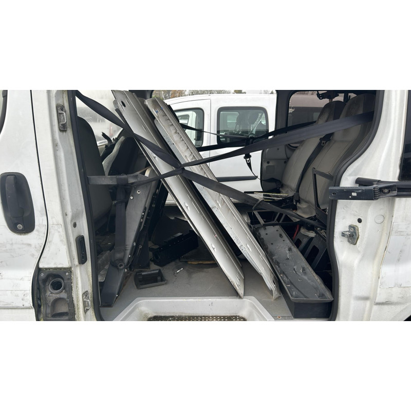Pompe de direction RENAULT TRAFIC 2 Photo n°6