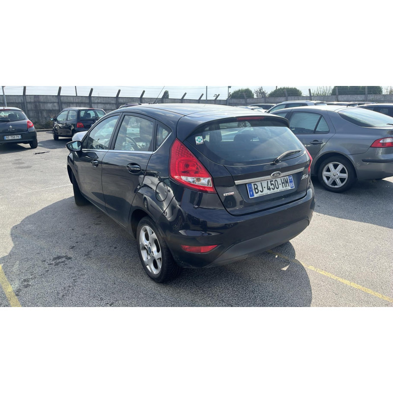 Compresseur clim FORD FIESTA 6 Photo n°4