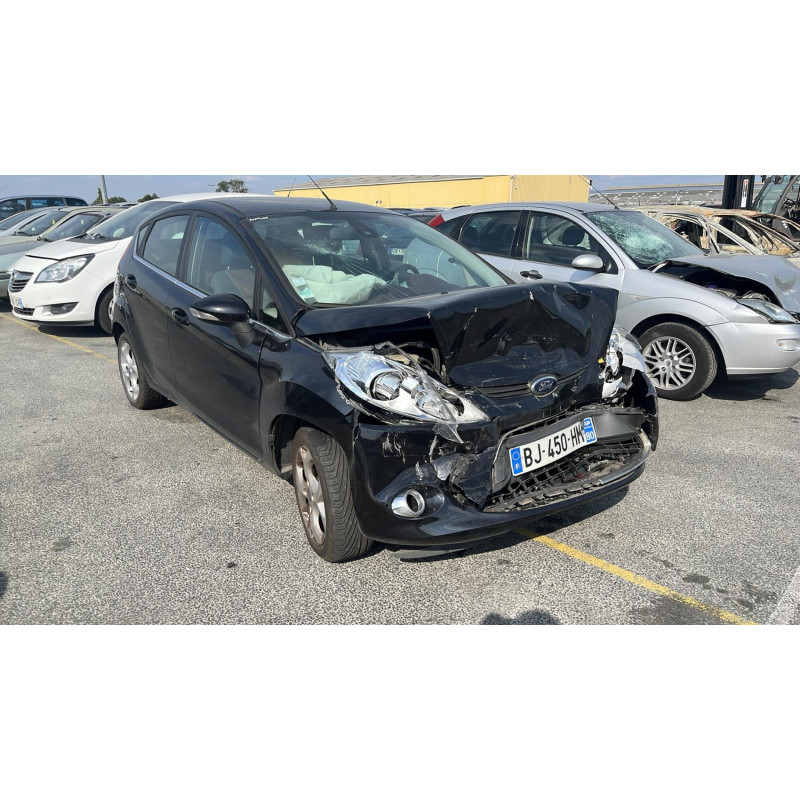 Compresseur clim FORD FIESTA 6 Photo n°5