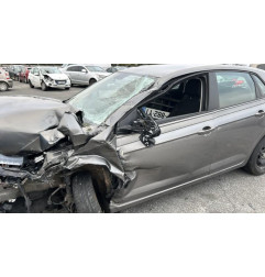 Compresseur clim VOLKSWAGEN POLO 6