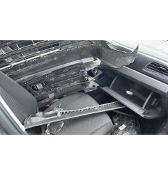 Compresseur clim VOLKSWAGEN POLO 6