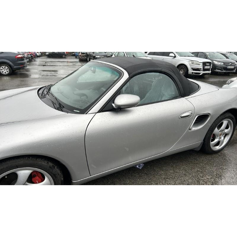 Compresseur clim PORSCHE BOXSTER 1 986 Photo n°8
