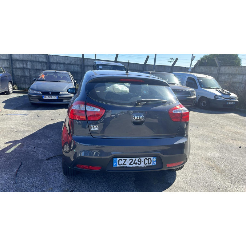 Alternateur KIA RIO 3 Photo n°11