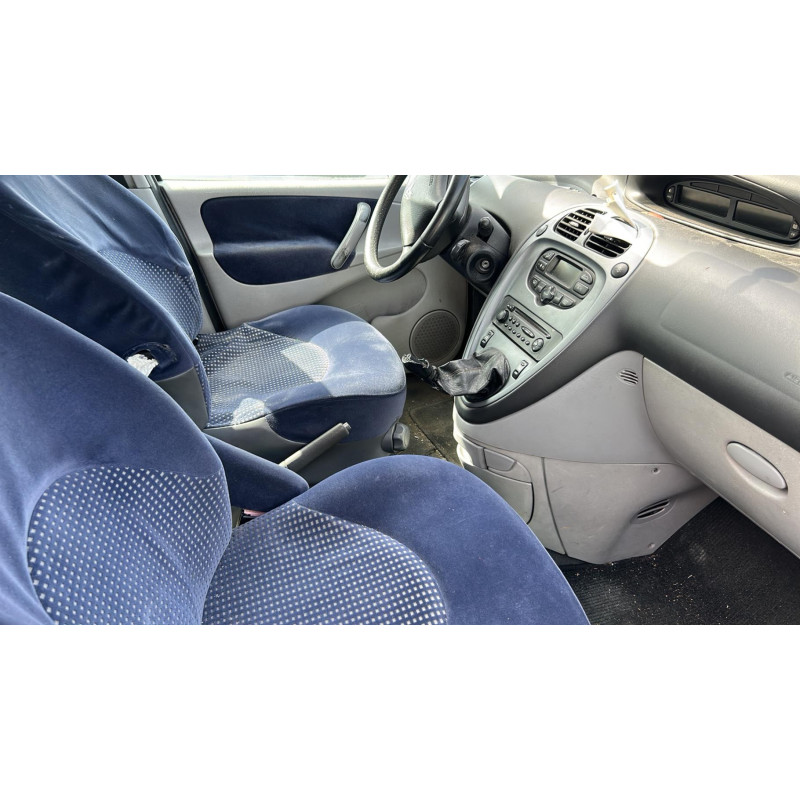 Compresseur clim CITROEN XSARA PICASSO Photo n°12