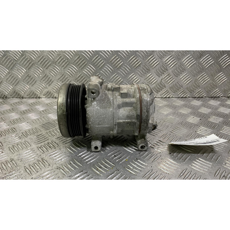 Compresseur clim FIAT GRANDE PUNTO Photo n°3